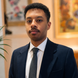 Portrait of Yonis Abdi Aziz, AI and Data Science Analyst.